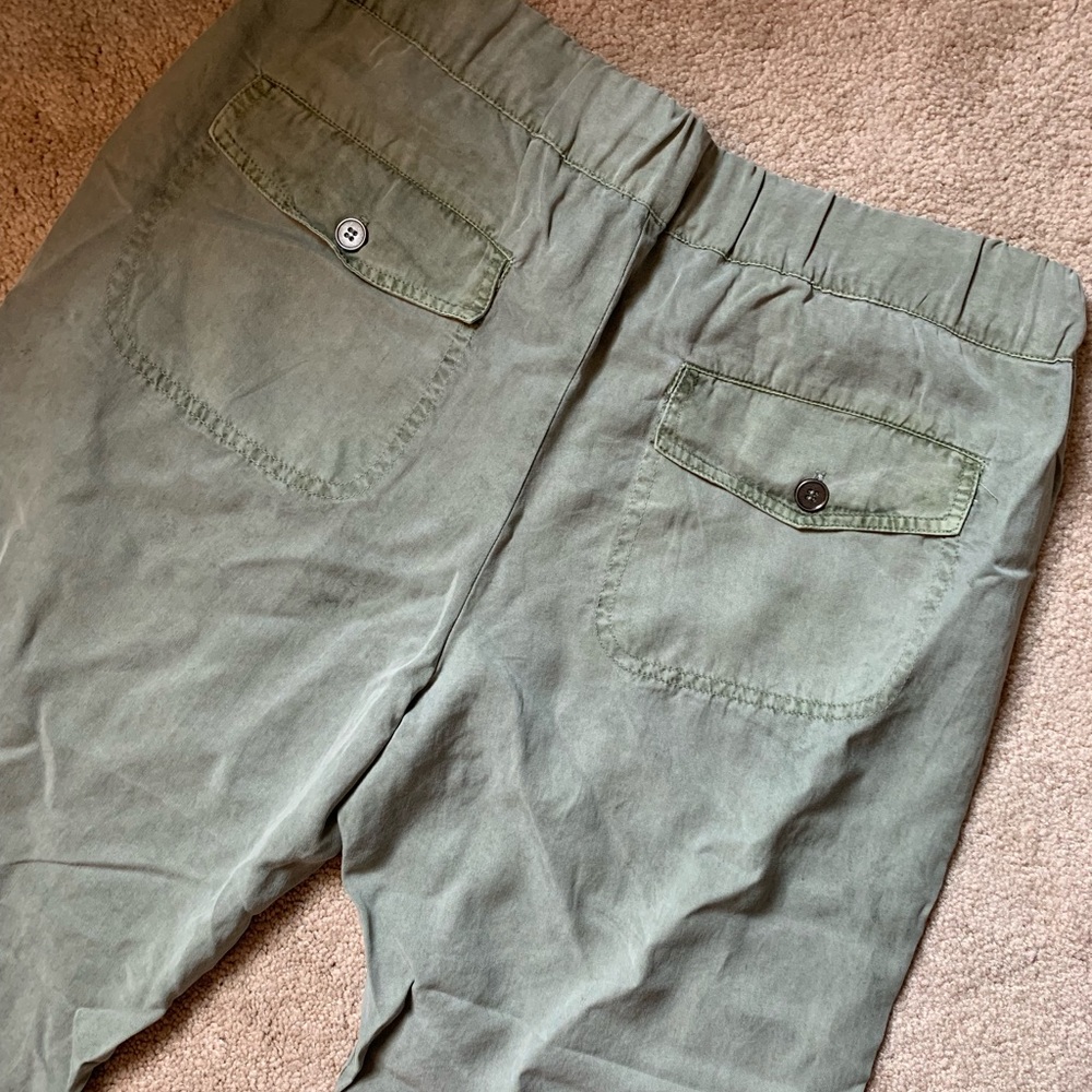 Green pants!